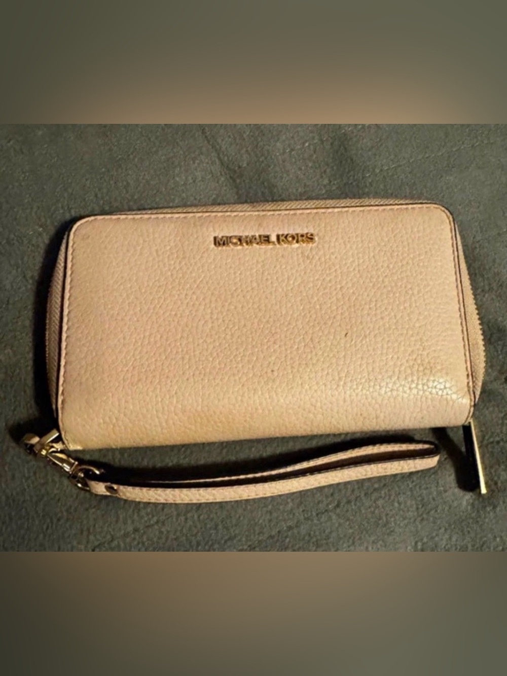 Michael Kors Nude/Blush Leather Wristlet Clutch with Gold Hardware
